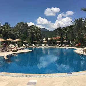 Asur & Aparts & Hotel