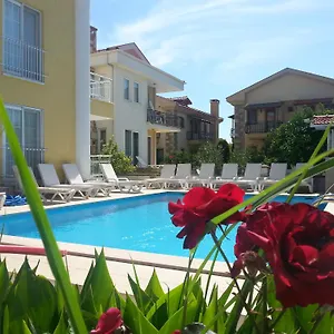 Karaca Otel