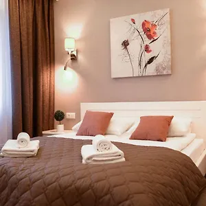 https://bb-apartment-lviv.hotelslviv.net